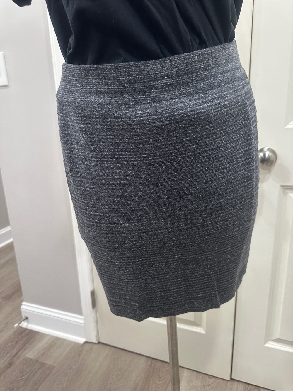 Express Heathered Charcoal Knit Pencil Skirt